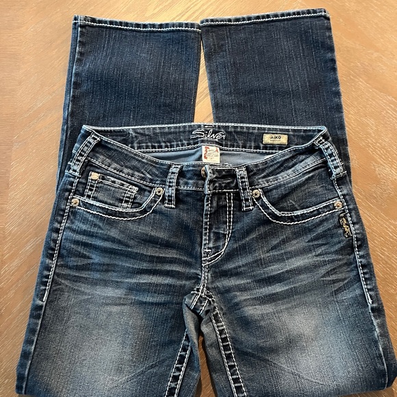 Silver Jeans Women's Dark Aiko Boot Cut.  119 - Picture 1 of 2